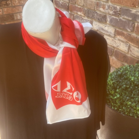 New Reversible  6 in 1 Delta Sigma Theta scarf - Picture 6 of 11